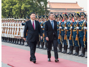  习近平同阿根廷总统马克里举行会谈 两国元首一致同意推动中阿全面战略伙伴关系得到更大发展